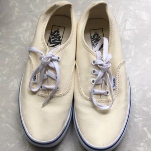 EUC Cream Low Top Vans